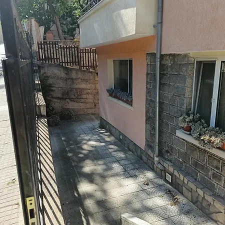 View Hill Apartament *